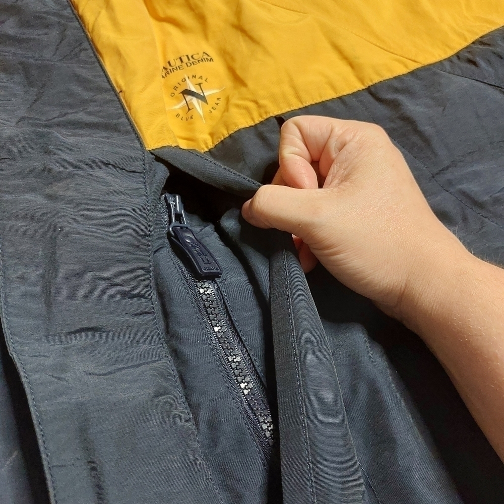 NAUTICA MARINE DENIM CO. MENS BLUE AND YELLOW WINTER COAT SIZE LARGE - Picture 9 of 16